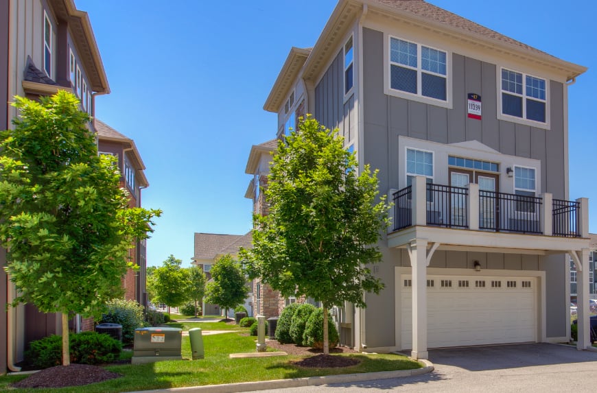 Exterior view of a Sylvania apartment.